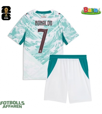 Portugal Cristiano Ronaldo #7 Bortaställ Barn VM 2026 Kortärmad (+ Korta byxor)
